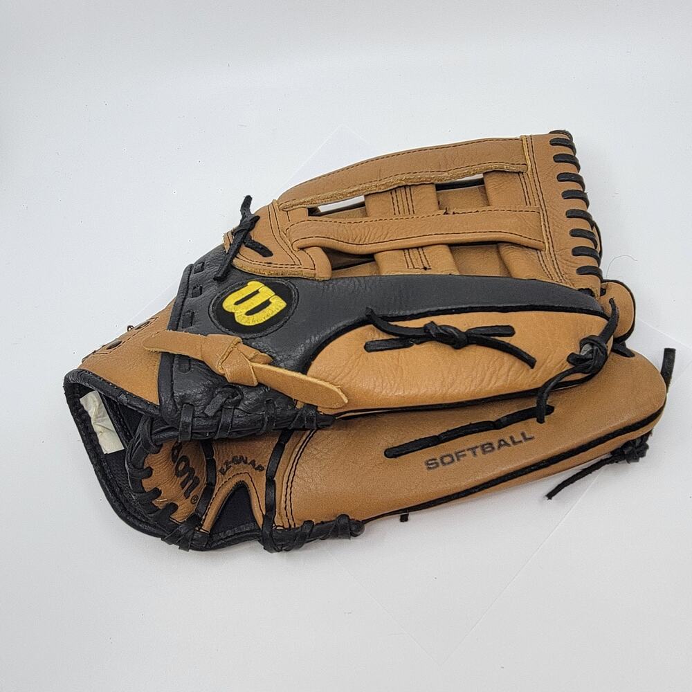 Wilson A700 14"  SOFTBALL Left Hand Thrower